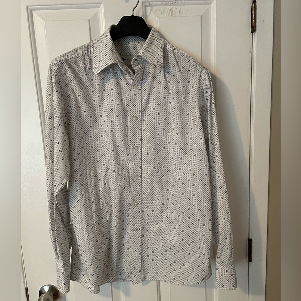 Wilke-Ridriguez men’s dress Shirt long sleeves